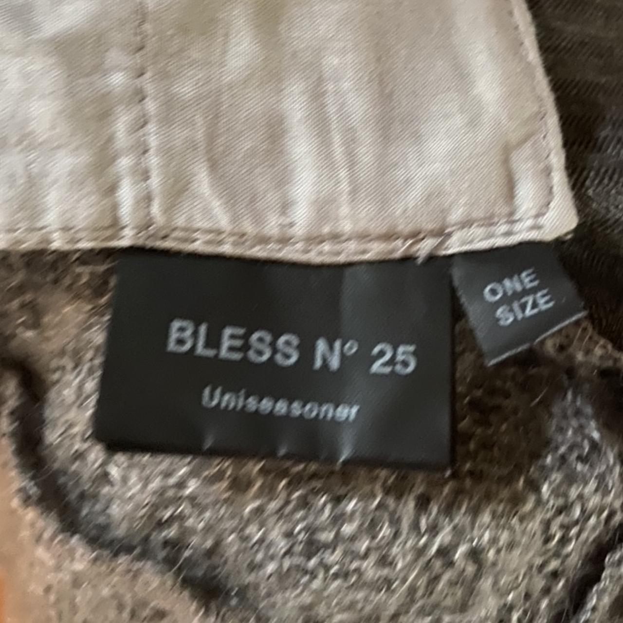 Bless N°25 oversized knit shorts