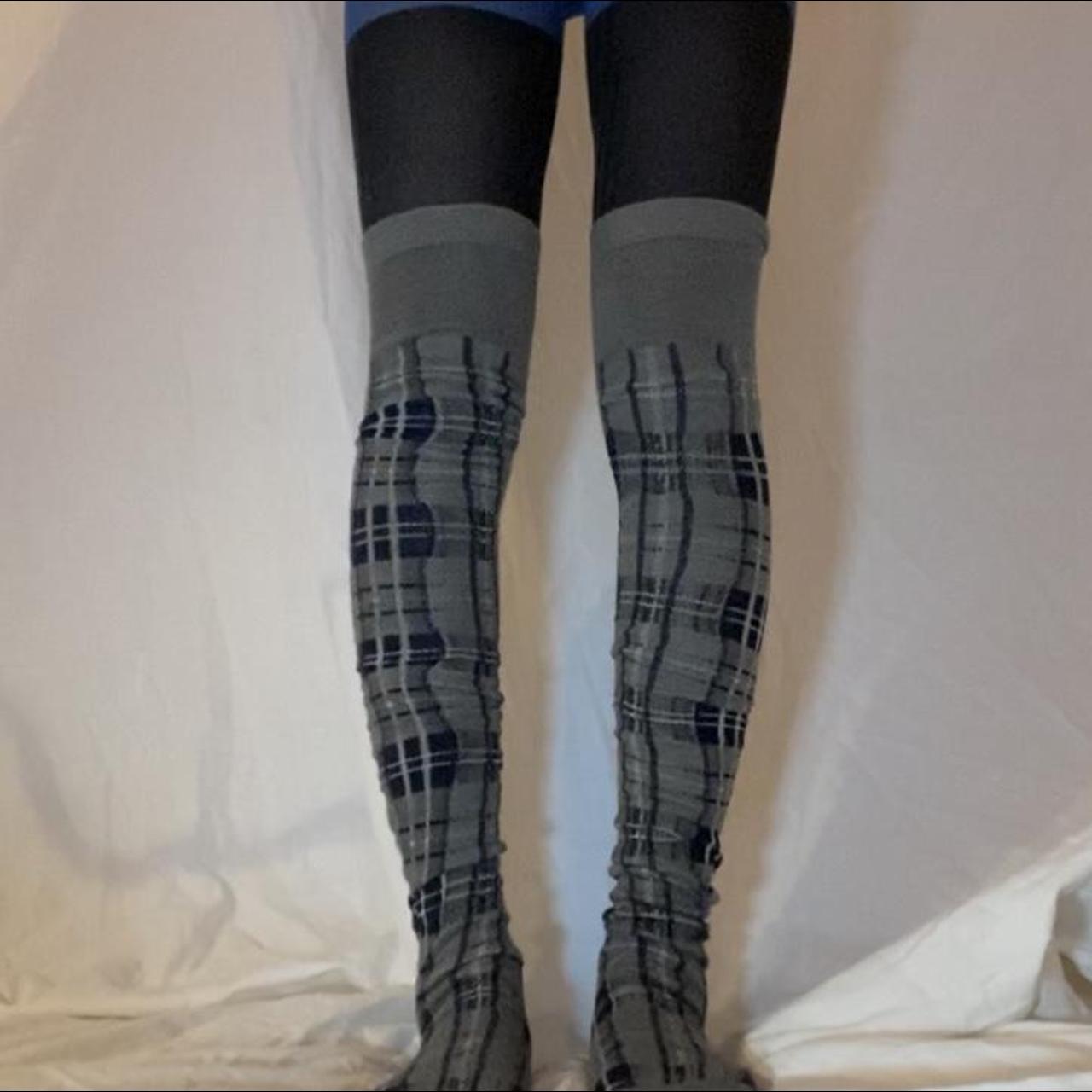 Jane Marple Dans Le Salon plaid grey overknee socks