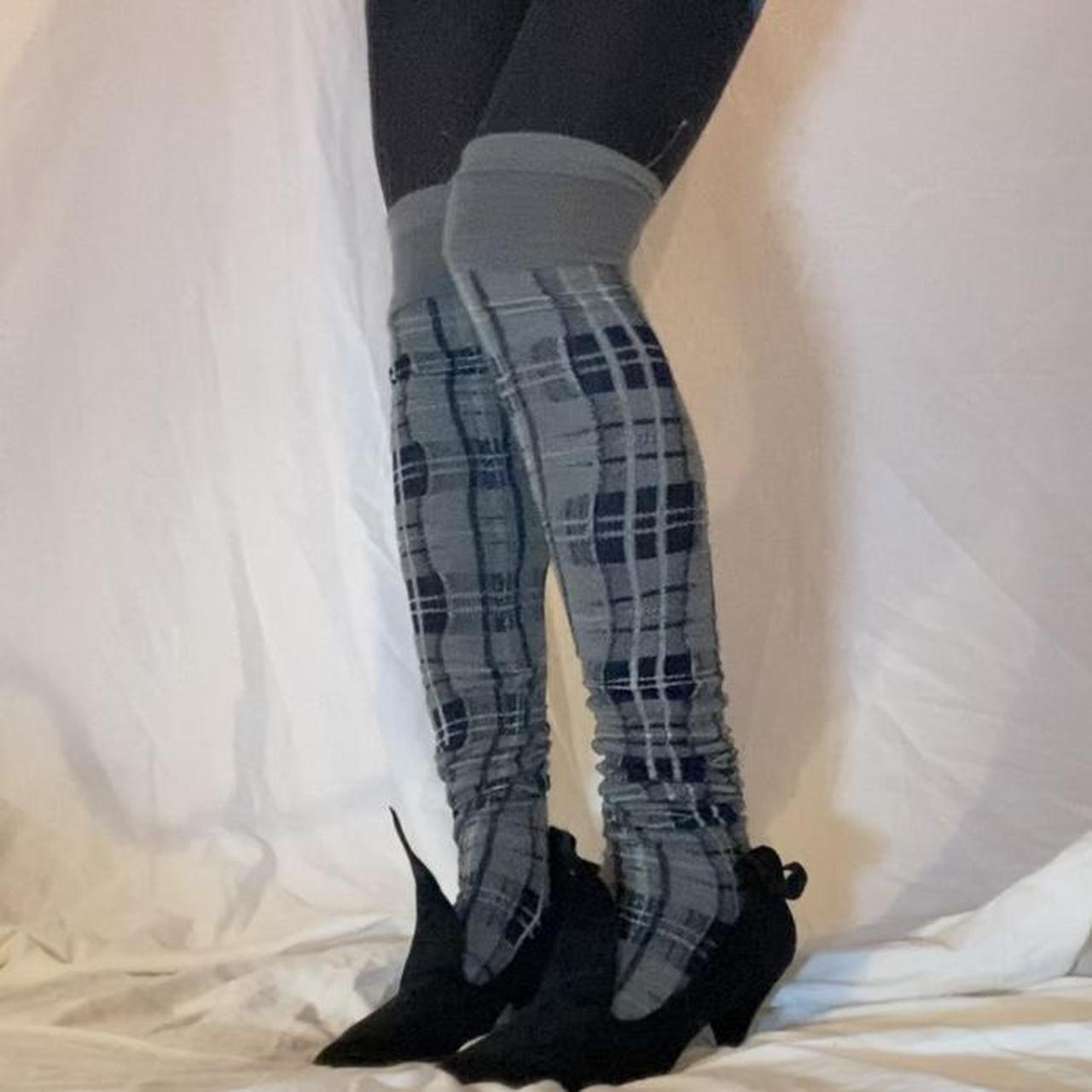 Jane Marple Dans Le Salon plaid grey overknee socks