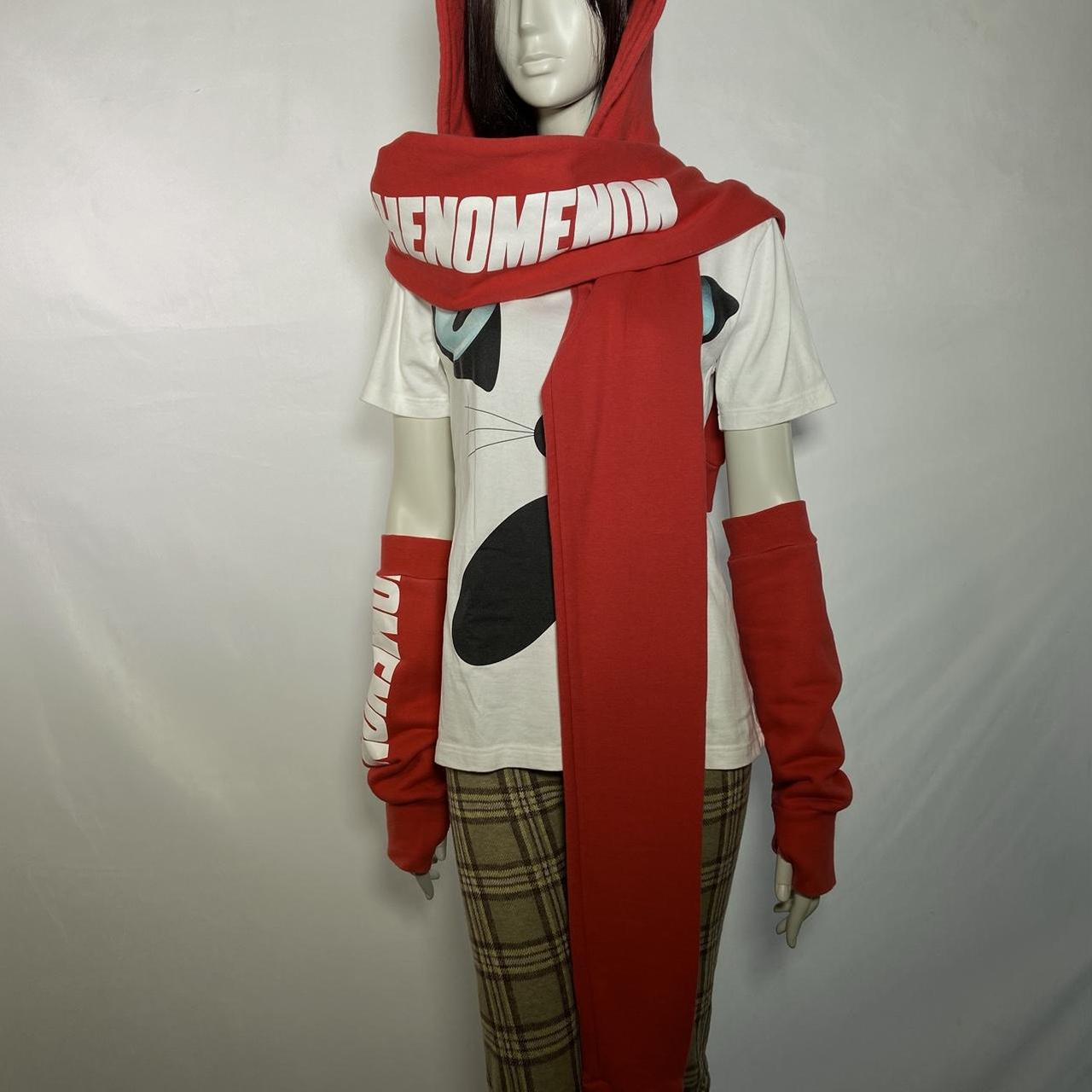 Phenomenon hoodie scarf and long gloves set