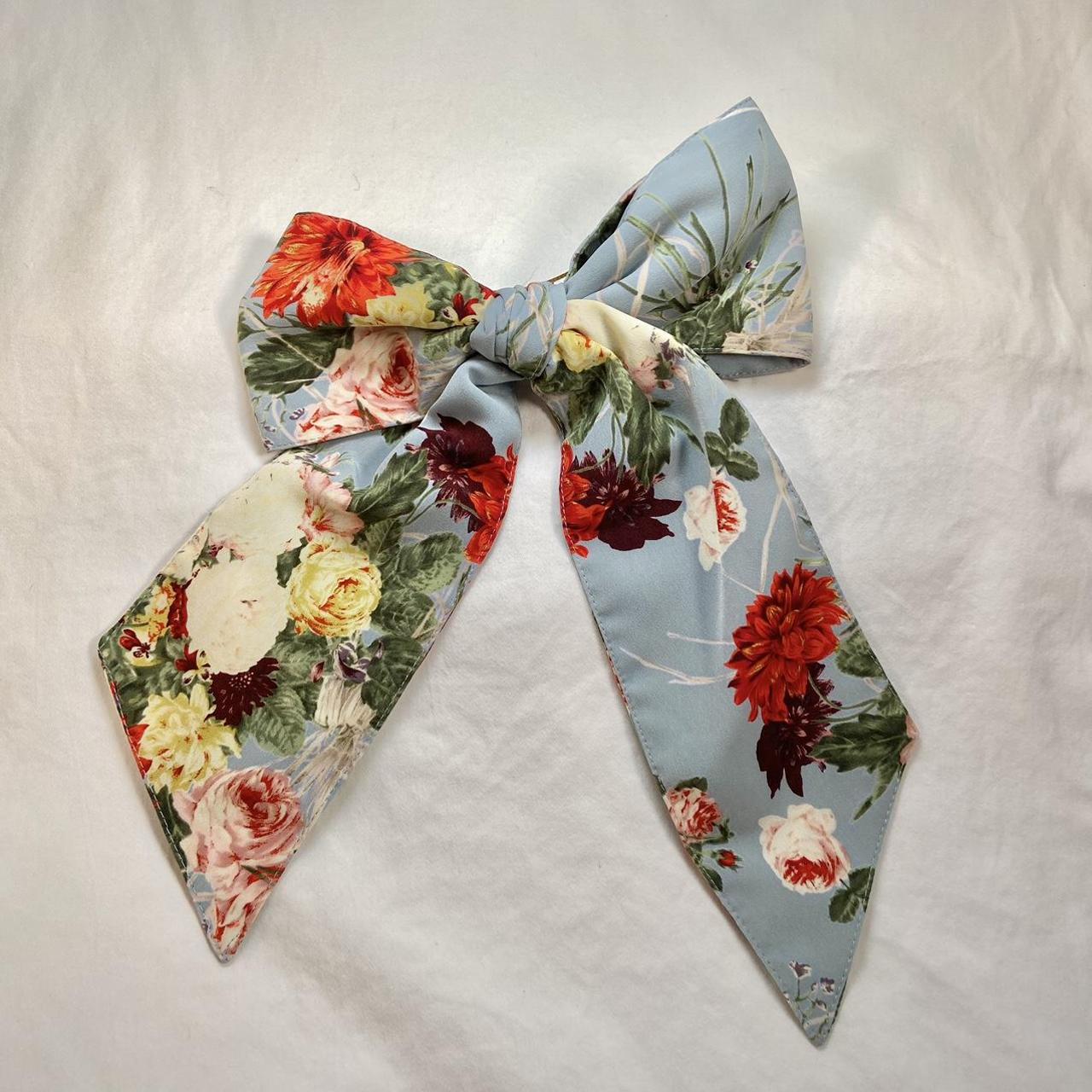 Kaneko Isao Wonderful World floral oversized hair bow barrette