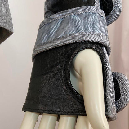 Milkboy wrapping velcro strap cast single glove