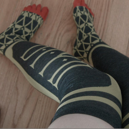 Vivienne Westwood DIY II toe socks